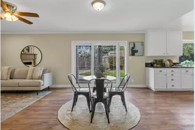 4970 Hillhurst Drive, Fair Oaks, CA 95628 - Photo 13