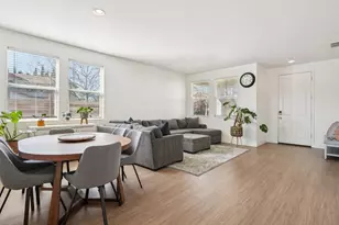 5900 McLean Dr, Elk Grove, CA 95757 - Photo 9