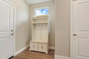 12248 Alamosa Dr, Rancho Cordova, CA 95742 - Photo 15