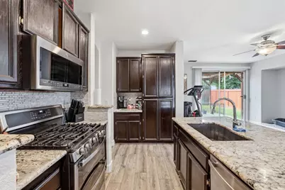 130 Groth Circle, Sacramento, CA 95834 - Photo 7