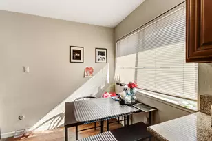 831 Cathedral Ct, Sacramento, CA 95825 - Photo 15