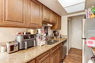 831 Cathedral Ct, Sacramento, CA 95825 - Photo 13