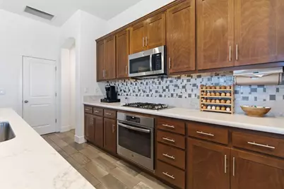 1104 Basalt Drive, Los Banos, CA 93635 - Photo 9