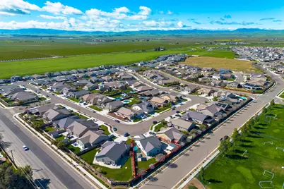 1104 Basalt Drive, Los Banos, CA 93635 - Photo 51