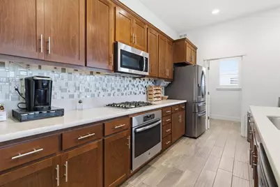 1104 Basalt Drive, Los Banos, CA 93635 - Photo 7