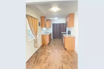 2325 Glen Ellen Circle, Sacramento, CA 95822 - Photo 9