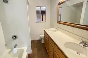 2325 Glen Ellen Cir, Sacramento, CA 95822 - Photo 19