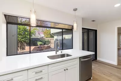 1006 Dunbarton Circle, Sacramento, CA 95825 - Photo 11