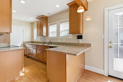 686 S Tuxedo Avenue, Stockton, CA 95204 - Photo 3