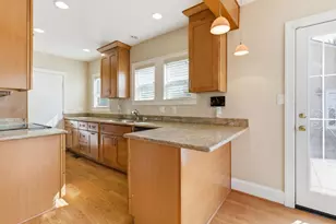 686 S Tuxedo Ave, Stockton, CA 95204 - Photo 3