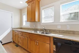 686 S Tuxedo Ave, Stockton, CA 95204 - Photo 23