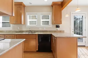 686 S Tuxedo Ave, Stockton, CA 95204 - Photo 17