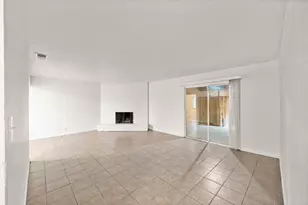 81 Brentford Cir, Sacramento, CA 95823 - Photo 13