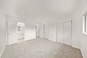 81 Brentford Cir, Sacramento, CA 95823 - Photo 15