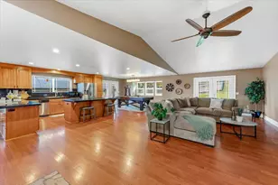 11845 Goldfinch Ct, Penn Valley, CA 95946 - Photo 5