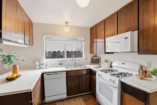 2701 Dorine Way, Sacramento, CA 95833 - Photo 11