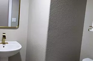 3393 Soda Way, Sacramento, CA 95834 - Photo 9