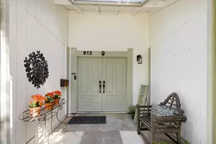 912 Los Robles, Davis, CA 95618 - Photo 3