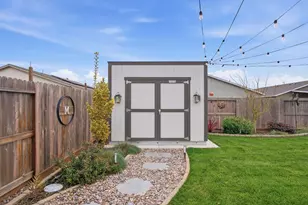 12088 Kadota Ave, Waterford, CA 95386 - Photo 23