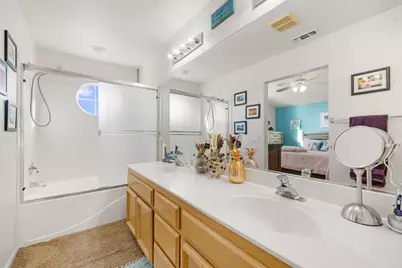 7021 Bolzano Way, Elk Grove, CA 95757 - Photo 39