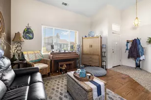 7021 Bolzano Way, Elk Grove, CA 95757 - Photo 9