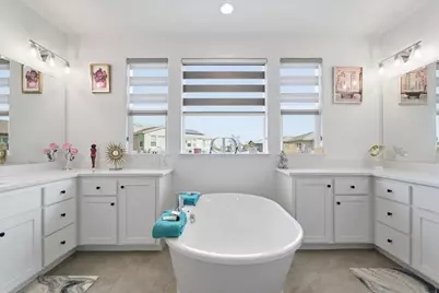 2505 Mulholland Drive, Lathrop, CA 95330 - Photo 29