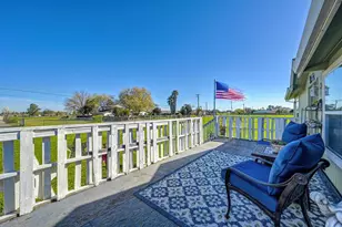 8610 Carlisle, Sacramento, CA 95828 - Photo 7