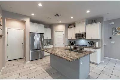 8354 Apothic Way, Sacramento, CA 95829 - Photo 9