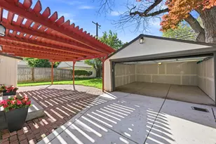 2610 14th St, Sacramento, CA 95818 - Photo 41