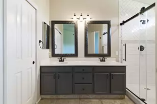 196 Sparrow Dr, Galt, CA 95632 - Photo 31