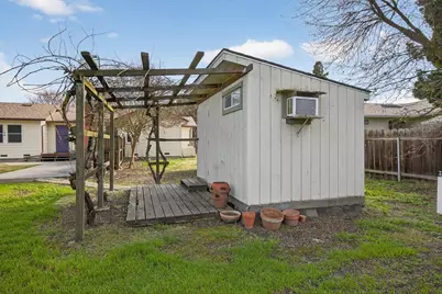 2115 Lucile Avenue, Stockton, CA 95209 - Photo 41