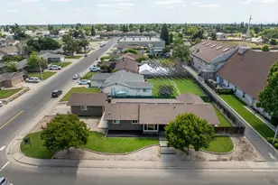 2211 California St, Escalon, CA 95320 - Photo 1