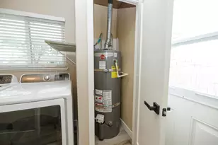 2211 California St, Escalon, CA 95320 - Photo 29