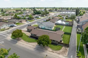 2211 California St, Escalon, CA 95320 - Photo 57