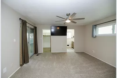 2211 California Street, Escalon, CA 95320 - Photo 33