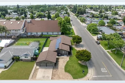 2211 California Street, Escalon, CA 95320 - Photo 3