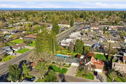 1820 Richmond Street, Sacramento, CA 95825 - Photo 9