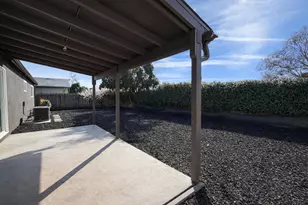 1813 Rose Ave, Modesto, CA 95355 - Photo 31