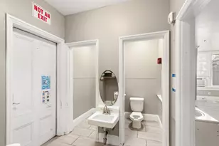 1123 D St, Sacramento, CA 95814 - Photo 25