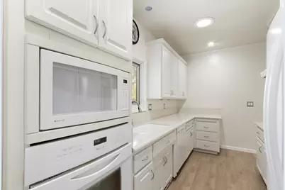 5902 Oak Avenue, Carmichael, CA 95608 - Photo 19