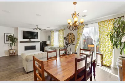 10092 Avocado Way, Elk Grove, CA 95757 - Photo 5