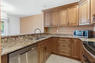 7348 Lighthouse Dr, Stockton, CA 95219 - Photo 25