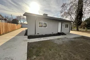 1031 4th St, Modesto, CA 95351 - Photo 3