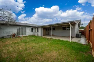 1244 W J St, Oakdale, CA 95361 - Photo 9