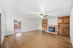 1244 W J St, Oakdale, CA 95361 - Photo 17