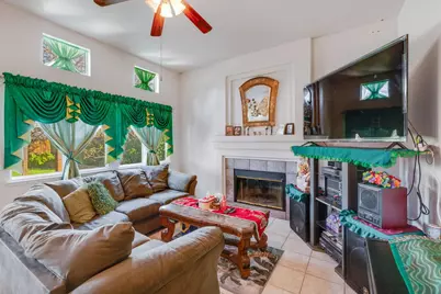 8559 Zinnia Way, Elk Grove, CA 95624 - Photo 19