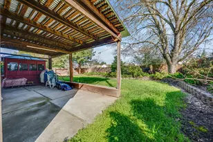 8559 Zinnia Way, Elk Grove, CA 95624 - Photo 41