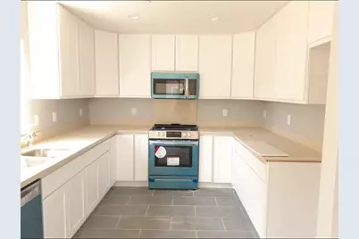 1065 Vermont Avenue, Turlock, CA 95380 - Photo 3