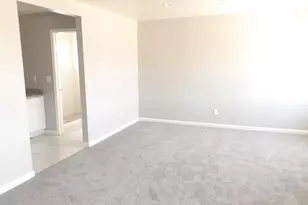 1065 Vermont Ave, Turlock, CA 95380 - Photo 7