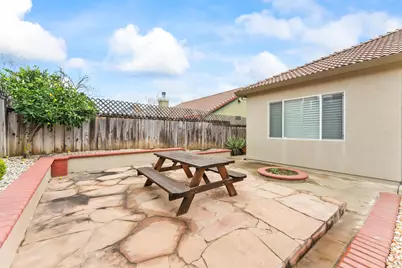 9652 Pasture Rose Way, Elk Grove, CA 95624 - Photo 47